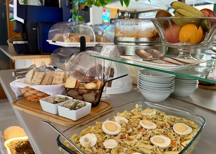 Casa Caloura Ocean Deluxe & 住宿加早餐酒店 3*