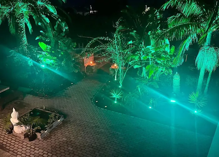 Casa Caloura Ocean Deluxe & Lagoa (Azores)