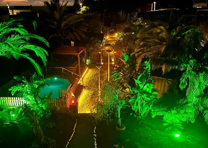 Casa Caloura Ocean Deluxe & Lagoa (Azores)