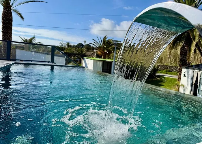 Casa Caloura Ocean Deluxe & Bed & Breakfast