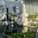 Bed & Breakfast Casa Caloura Ocean Deluxe &