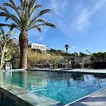 Casa Caloura Ocean Deluxe & Bed & Breakfast