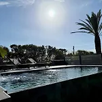 Bed & Breakfast Casa Caloura Ocean Deluxe & 3*