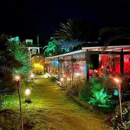 Casa Caloura Ocean Deluxe & *