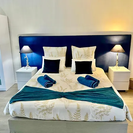 Casa Caloura Ocean Deluxe &