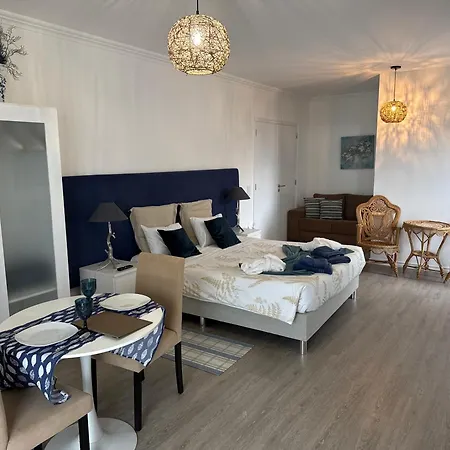 לינה וארוחת בוקר Casa Caloura Ocean Deluxe &
