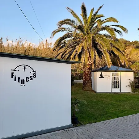 Bed & Breakfast Casa Caloura Ocean Deluxe & 3*