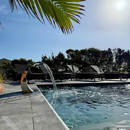 Casa Caloura Ocean Deluxe & Bed & Breakfast