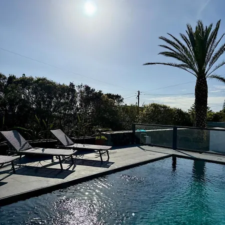 Bed & Breakfast Casa Caloura Ocean Deluxe & 3*