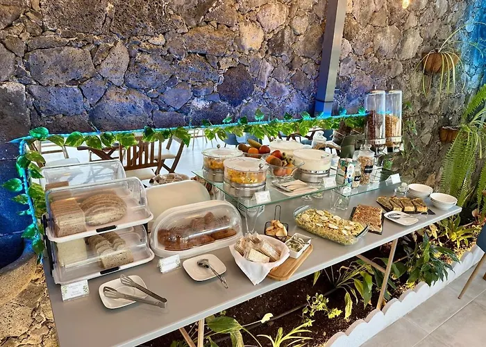 Casa Caloura Ocean Deluxe & 3*