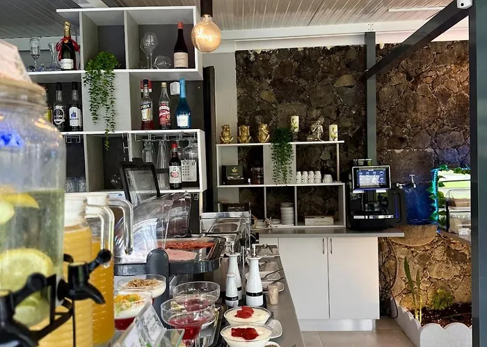 Casa Caloura Ocean Deluxe &