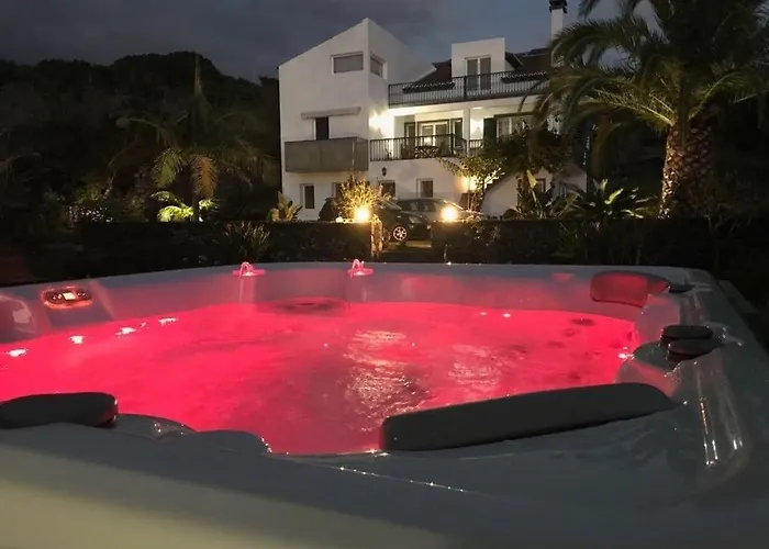 Casa Caloura Ocean Deluxe & Lagoa