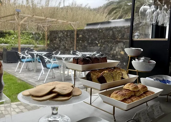 Casa Caloura Ocean Deluxe &